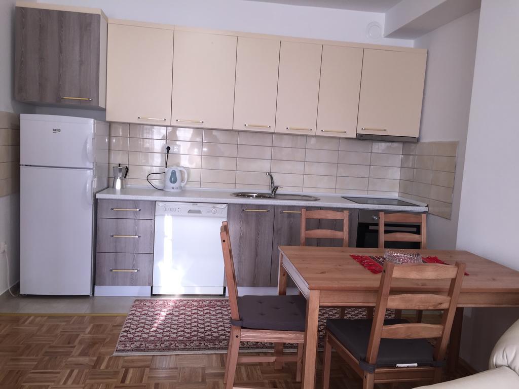 Apartment Gashi 프리슈티나 외부 사진